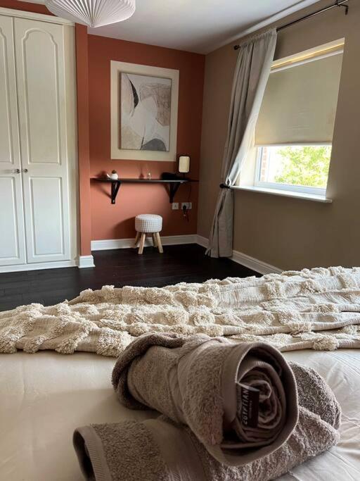 Large 4 Bedroom 3 Bathroom Town House With Secure Parking By Amazing Spaces Relocations Ltd *